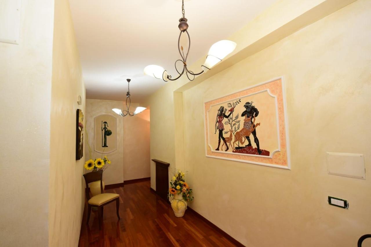 Albergo La Locanda Degli Apolidi Atena Lucana Exterior photo